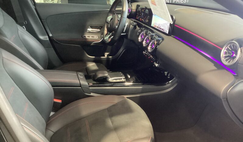 Classe A 200d AMG LINE 8G-DCT VENDUE !!! complet